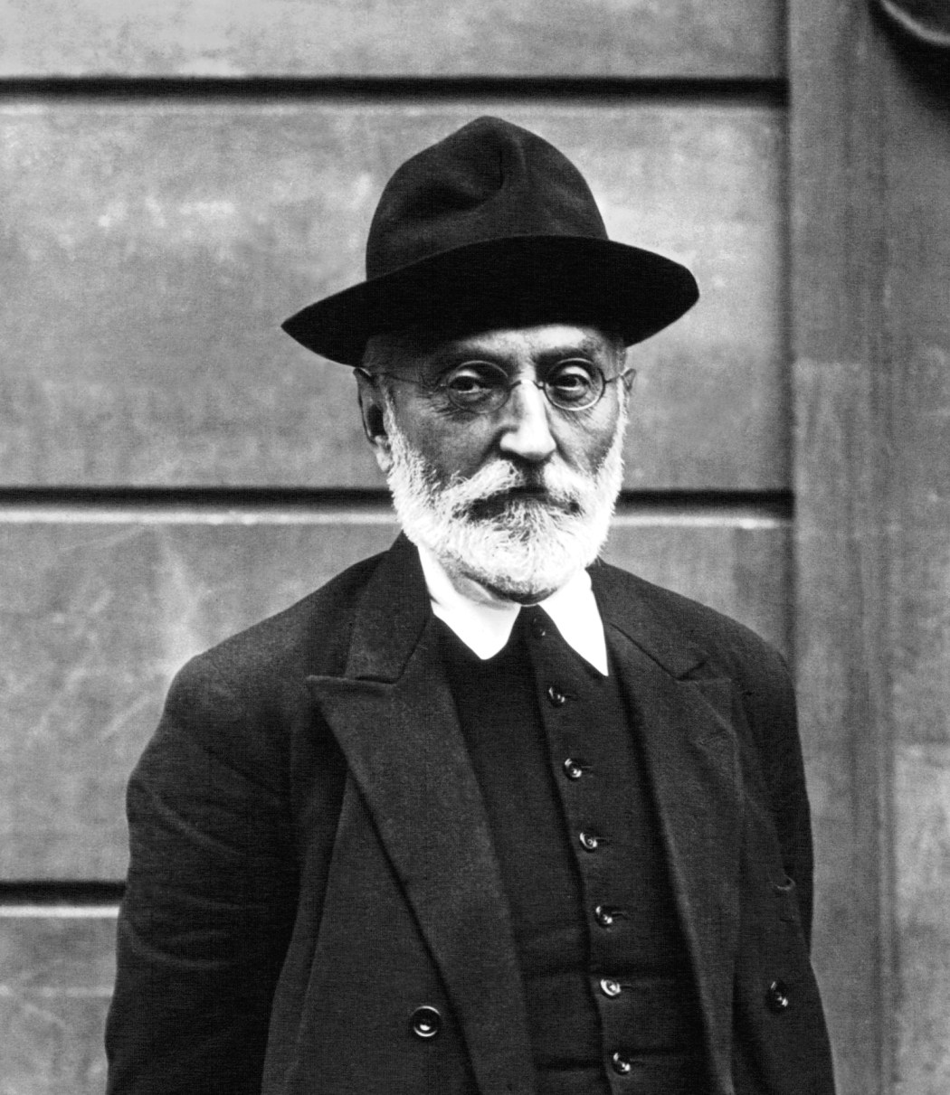Miguel_de_Unamuno_Meurisse_1925