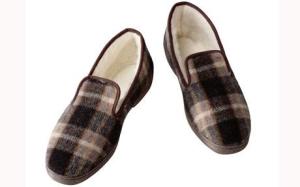 slippers_1537309c