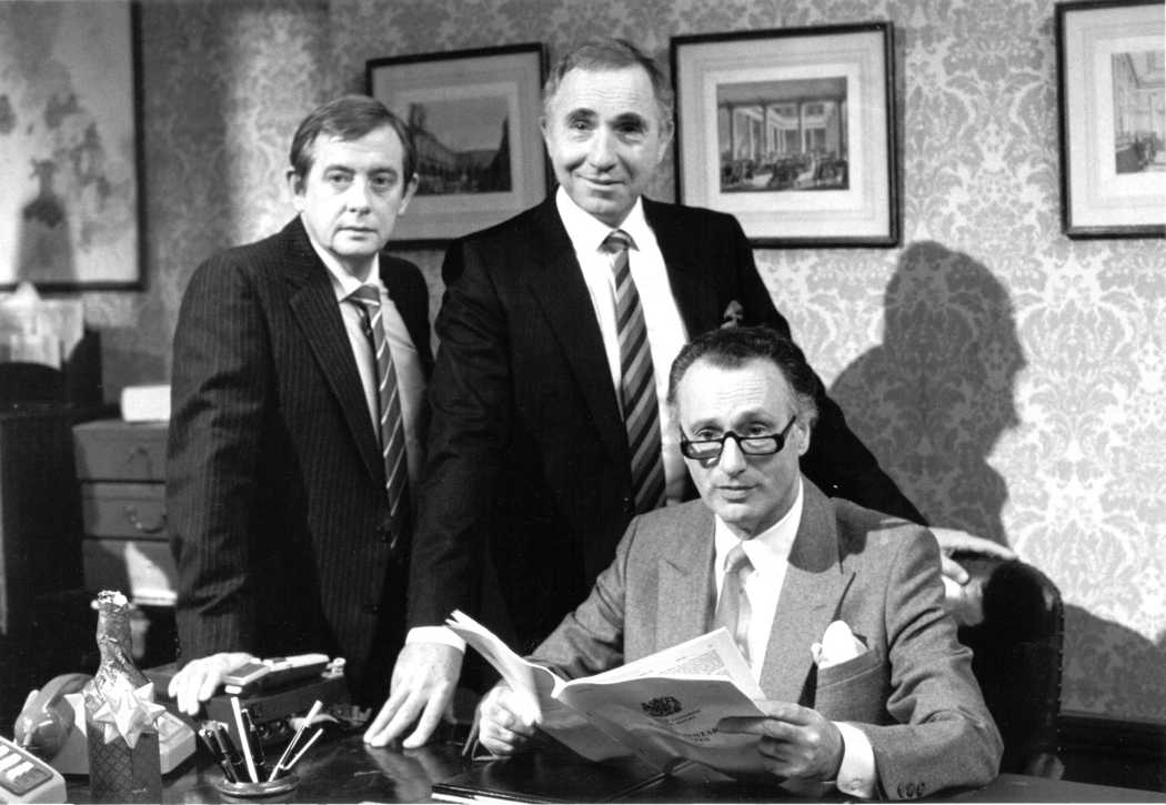 Yes-Minister-8