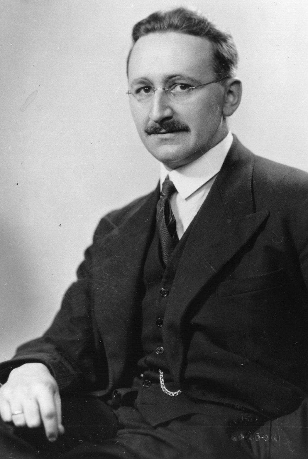 Friedrich-Hayek